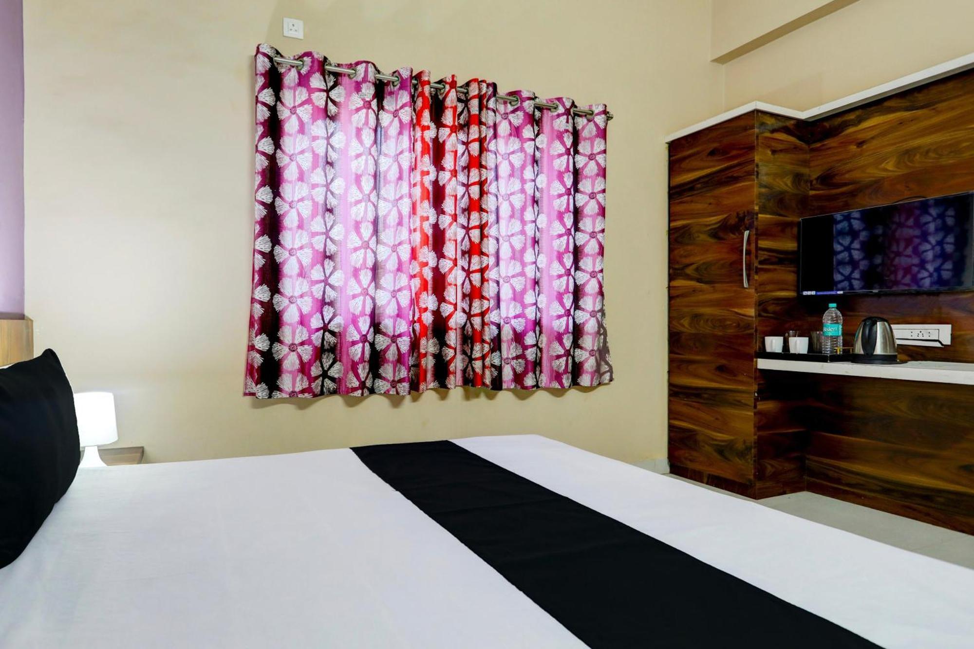 Hotel O Patil Residency Lodging Shahada 外观 照片